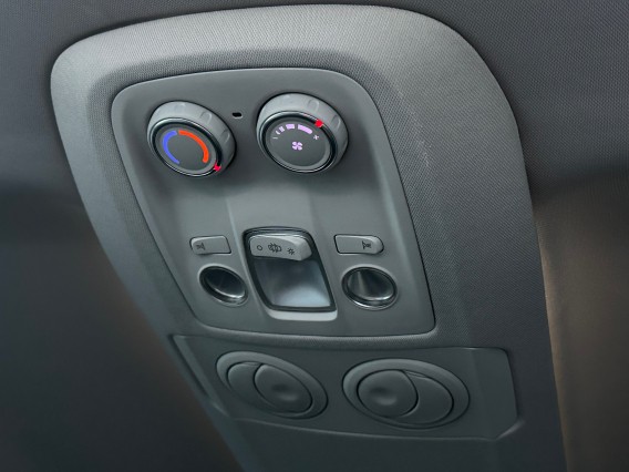 Aperçu de la photo 40 du véhicule PEUGEOT TRAVELLER BUSINESS