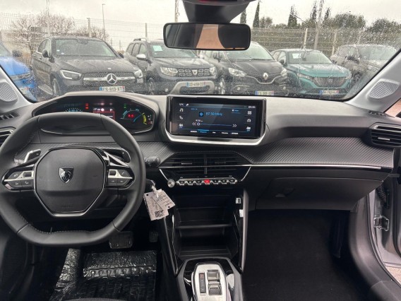 Aperçu de la photo 13 du véhicule PEUGEOT 208