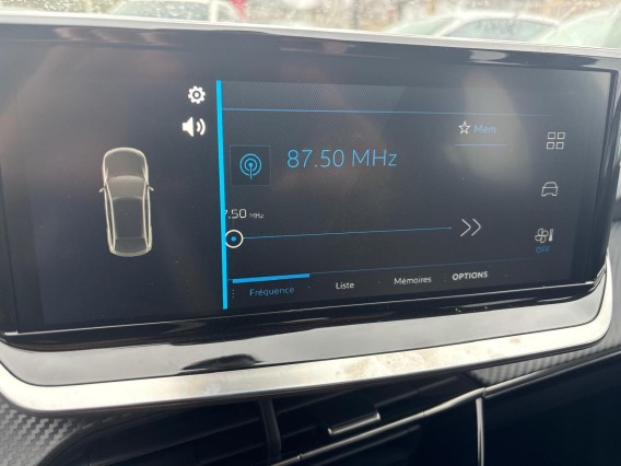 Aperçu de la photo 14 du véhicule PEUGEOT 208