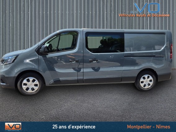 Aperçu de la photo 4 du véhicule RENAULT TRAFIC CABINE APPROFONDIE