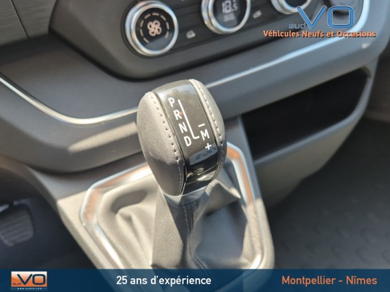 Aperçu de la photo 11 du véhicule RENAULT TRAFIC CABINE APPROFONDIE