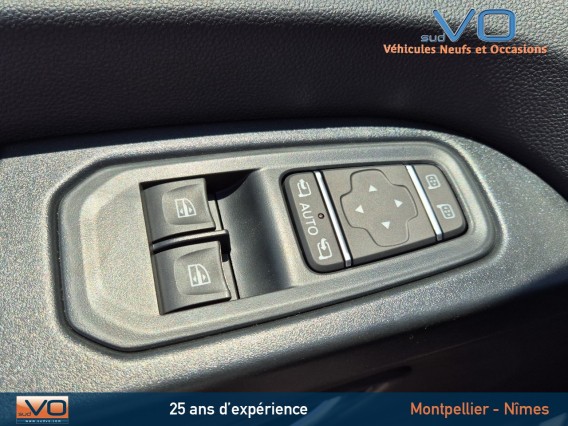 Aperçu de la photo 21 du véhicule RENAULT TRAFIC CABINE APPROFONDIE