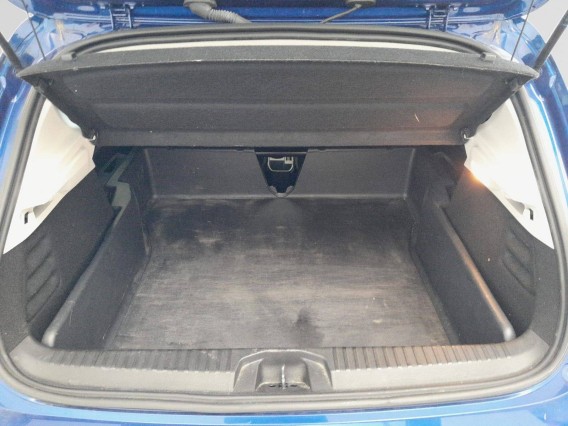 Aperçu de la photo 2 du véhicule RENAULT CLIO V