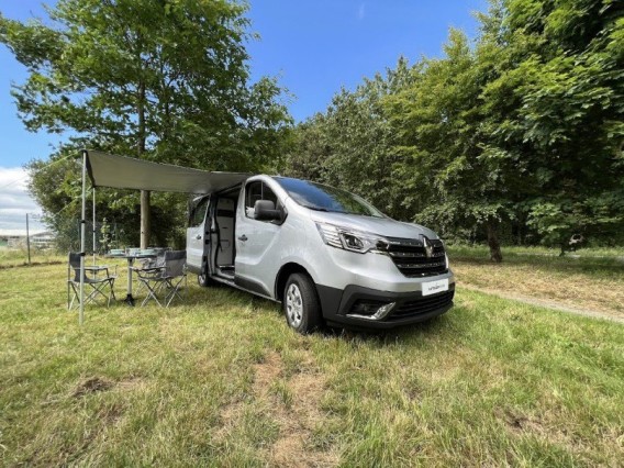 Aperçu de la photo 3 du véhicule RENAULT TRAFIC FOURGON