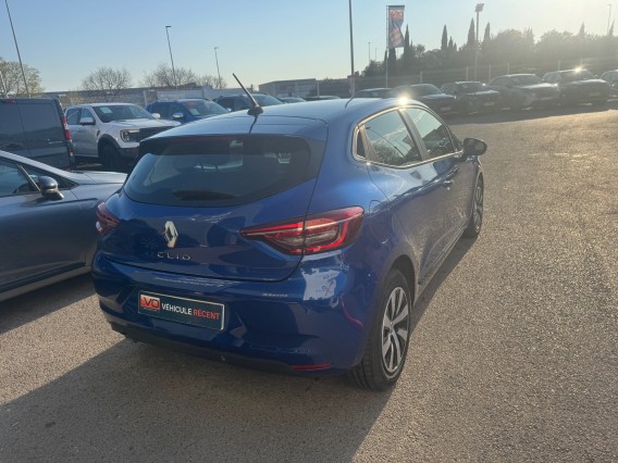 Aperçu de la photo 6 du véhicule RENAULT CLIO V