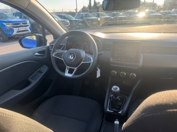 Aperçu de la photo 10 du véhicule RENAULT CLIO V