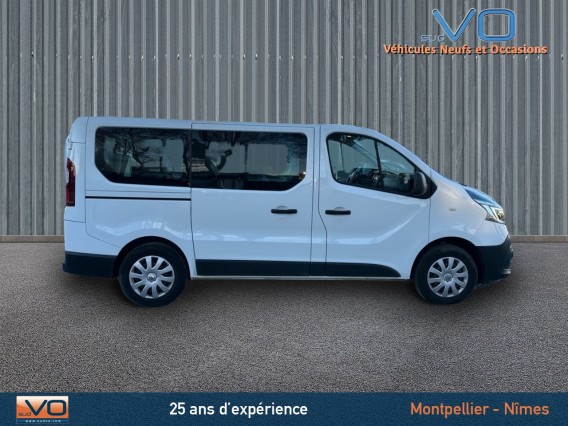 Aperçu de la photo 9 du véhicule RENAULT TRAFIC COMBI