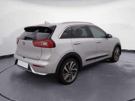 Aperçu de la photo 6 du véhicule KIA NIRO