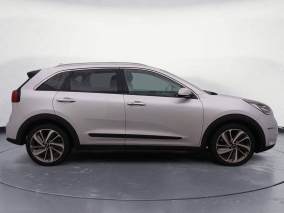 Aperçu de la photo 7 du véhicule KIA NIRO