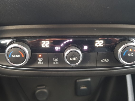 Aperçu de la photo 5 du véhicule OPEL CROSSLAND X