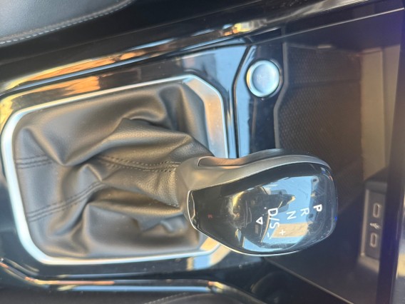 Aperçu de la photo 13 du véhicule VOLKSWAGEN T-ROC