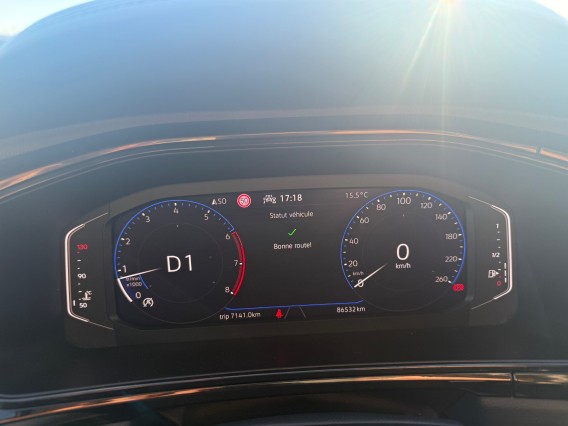 Aperçu de la photo 22 du véhicule VOLKSWAGEN T-ROC