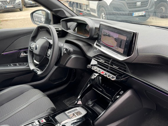 Aperçu de la photo 9 du véhicule PEUGEOT 208