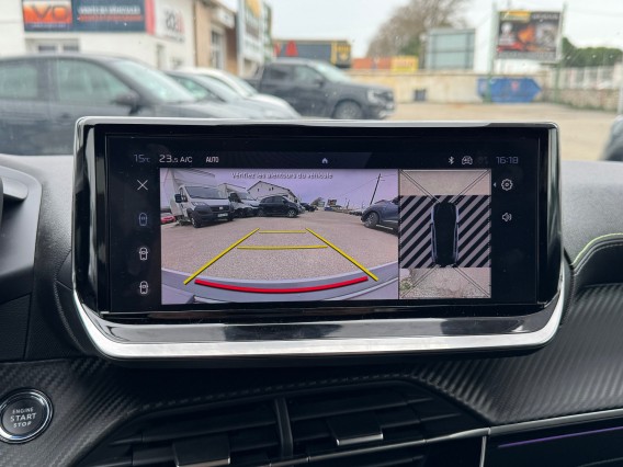 Aperçu de la photo 13 du véhicule PEUGEOT 208