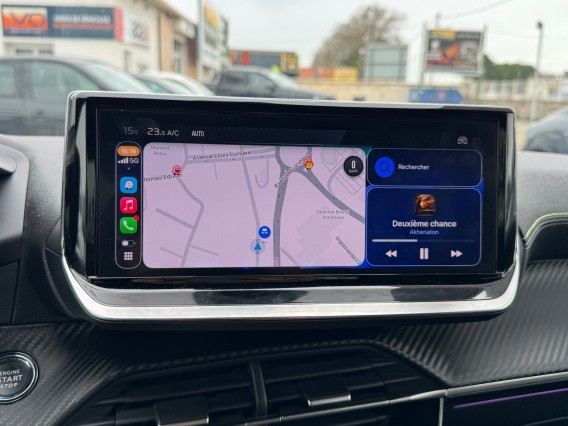 Aperçu de la photo 15 du véhicule PEUGEOT 208