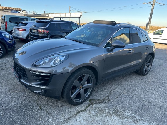 Aperçu de la photo 2 du véhicule PORSCHE MACAN