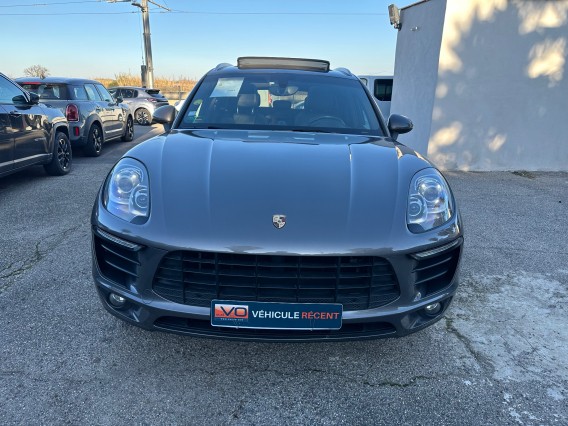 Aperçu de la photo 3 du véhicule PORSCHE MACAN