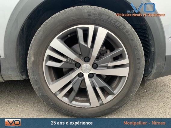 Aperçu de la photo 17 du véhicule PEUGEOT 3008