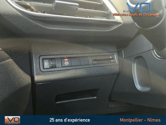 Aperçu de la photo 21 du véhicule PEUGEOT 3008