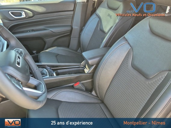 Aperçu de la photo 17 du véhicule JEEP COMPASS