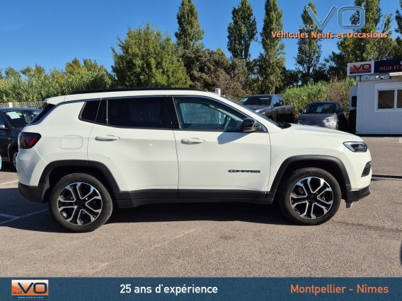 Aperçu de la photo 38 du véhicule JEEP COMPASS