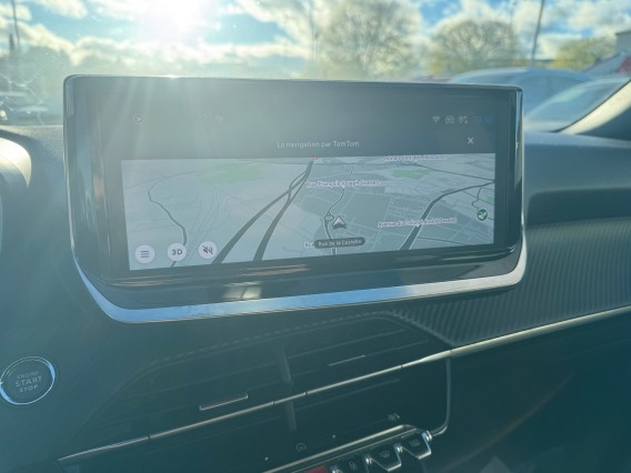 Aperçu de la photo 14 du véhicule PEUGEOT 2008