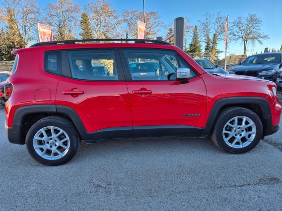 Aperçu de la photo 3 du véhicule JEEP RENEGADE