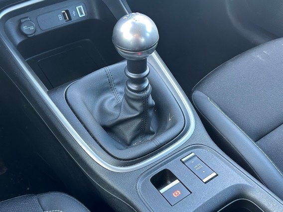 Aperçu de la photo 16 du véhicule JEEP AVENGER