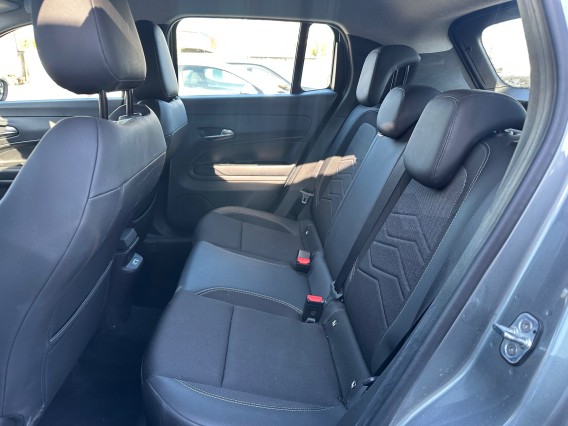 Aperçu de la photo 24 du véhicule JEEP AVENGER