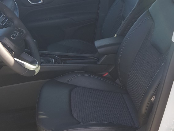 Aperçu de la photo 8 du véhicule JEEP COMPASS