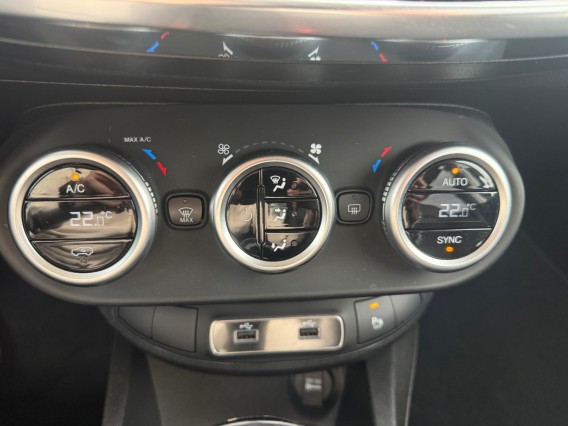 Aperçu de la photo 15 du véhicule FIAT 500X MY23