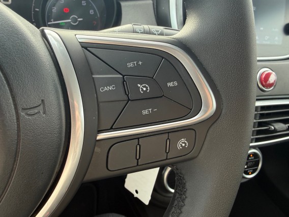 Aperçu de la photo 17 du véhicule FIAT 500X MY23