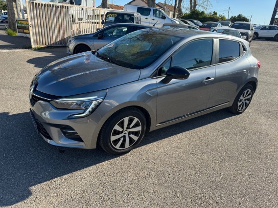 Aperçu de la photo 2 du véhicule RENAULT CLIO V