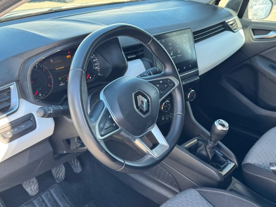 Aperçu de la photo 9 du véhicule RENAULT CLIO V