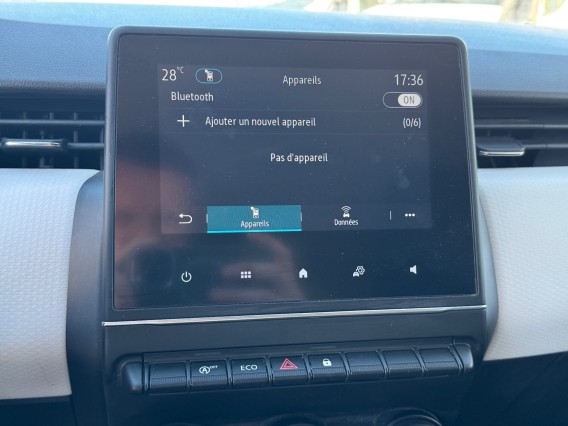 Aperçu de la photo 15 du véhicule RENAULT CLIO V