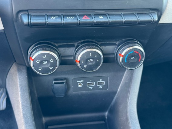 Aperçu de la photo 16 du véhicule RENAULT CLIO V