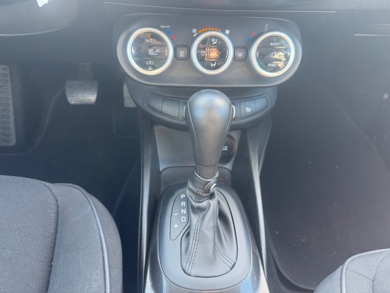 Aperçu de la photo 17 du véhicule FIAT 500X MY23