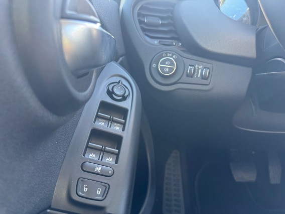 Aperçu de la photo 25 du véhicule FIAT 500X MY23