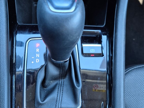 Aperçu de la photo 11 du véhicule JEEP COMPASS