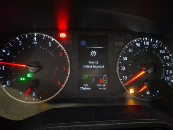 Aperçu de la photo 4 du véhicule RENAULT CLIO V