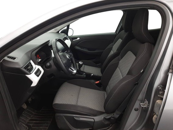 Aperçu de la photo 15 du véhicule RENAULT CLIO V