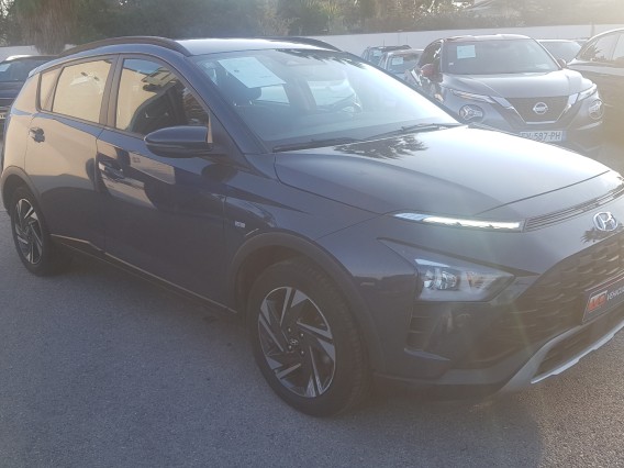 Aperçu de la photo 2 du véhicule HYUNDAI BAYON