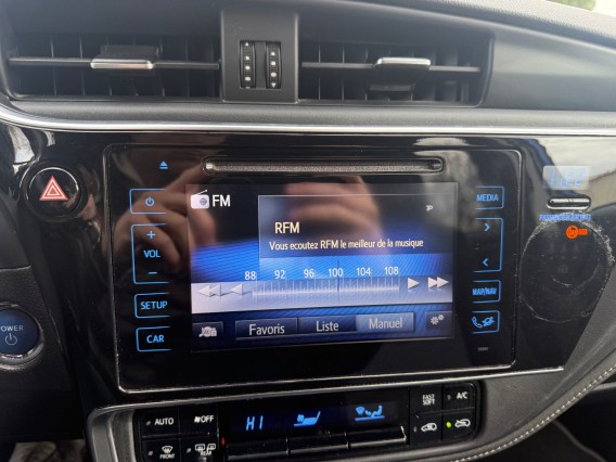 Aperçu de la photo 15 du véhicule TOYOTA AURIS RC18