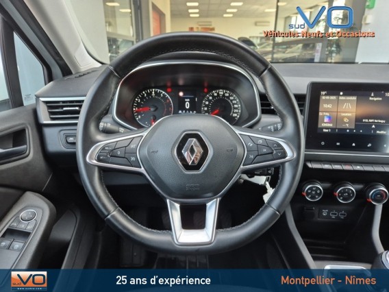 Aperçu de la photo 10 du véhicule RENAULT CLIO V