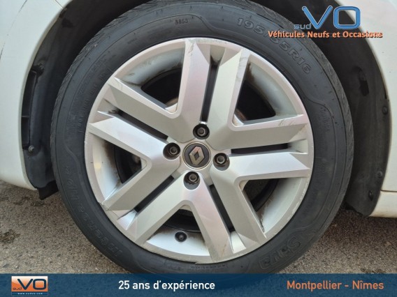 Aperçu de la photo 19 du véhicule RENAULT CLIO V