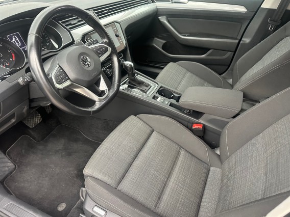 Aperçu de la photo 9 du véhicule VOLKSWAGEN PASSAT BUSINESS