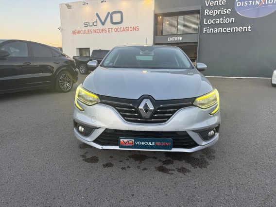 Aperçu de la photo 2 du véhicule RENAULT MEGANE IV BERLINE