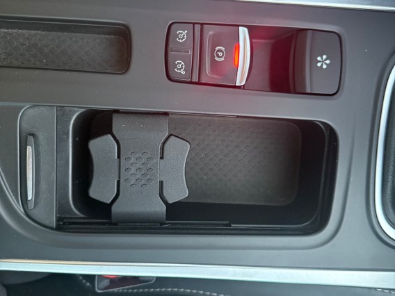 Aperçu de la photo 12 du véhicule RENAULT MEGANE IV BERLINE