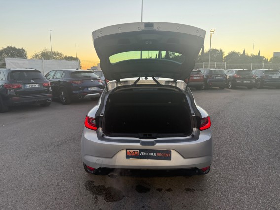 Aperçu de la photo 22 du véhicule RENAULT MEGANE IV BERLINE