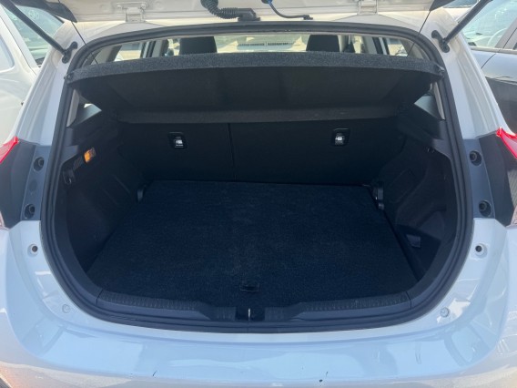 Aperçu de la photo 21 du véhicule TOYOTA AURIS BUSINESS